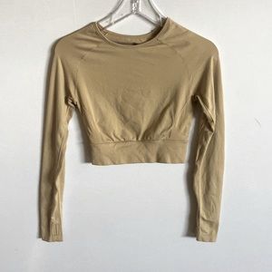 Aura Athletica Crop Open back athletic top